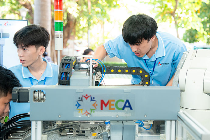 三菱電機杯 全国大学生電気・自動化コンテスト 観戦レポートinベトナムの写真